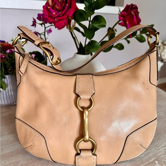 Coach leather vintage buckle purse/bag - Picture 2 of 14